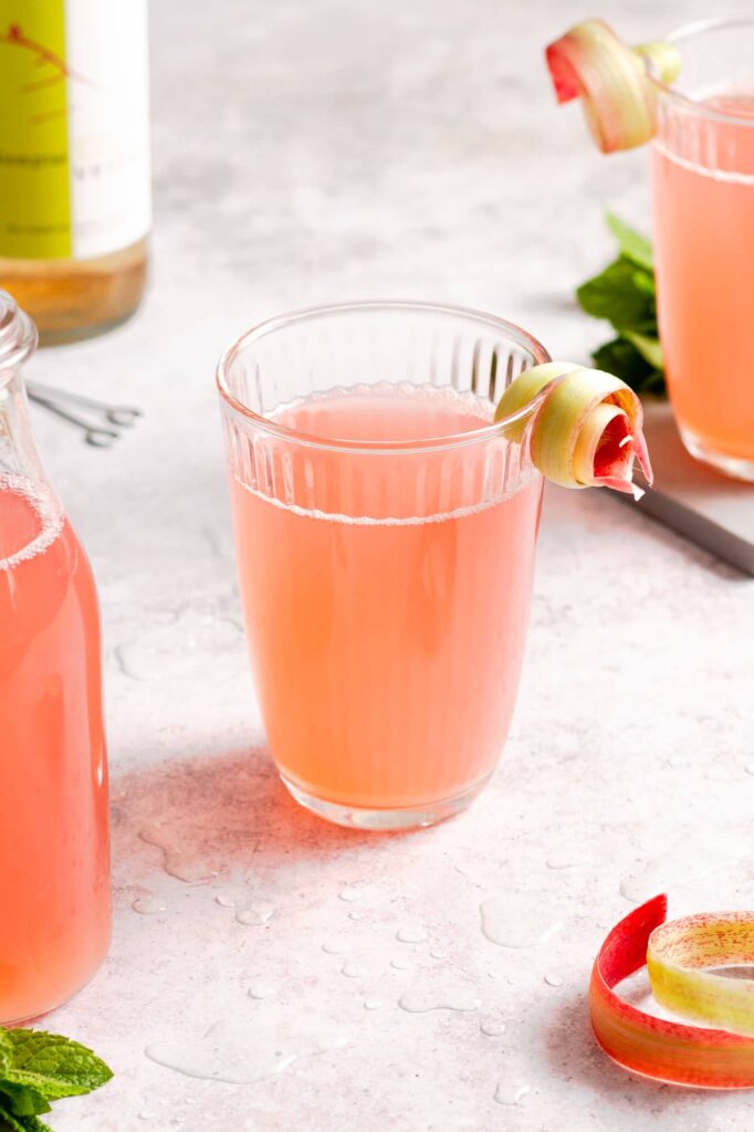 Rhabarbersaft mit Verjus | Genussfreude.at