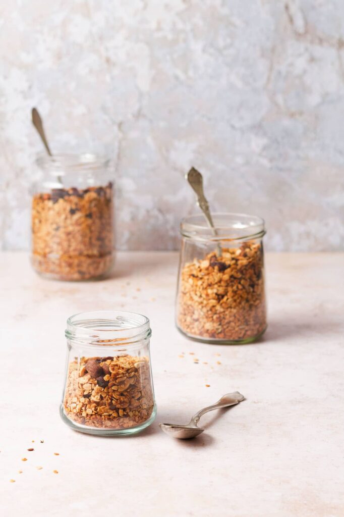 Granola - Gebackenes Knuspermüsli | Genussfreude.at